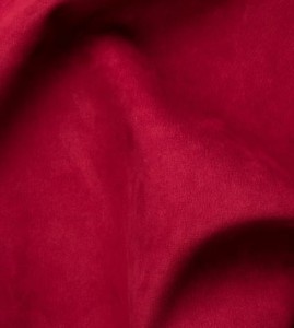 zamsz w kolorze zgaszonej czerwieni